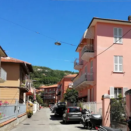 Domo Nina Apartamento La Spezia