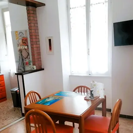 Domo Nina * La Spezia