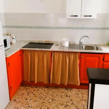 アパート Domo Nina