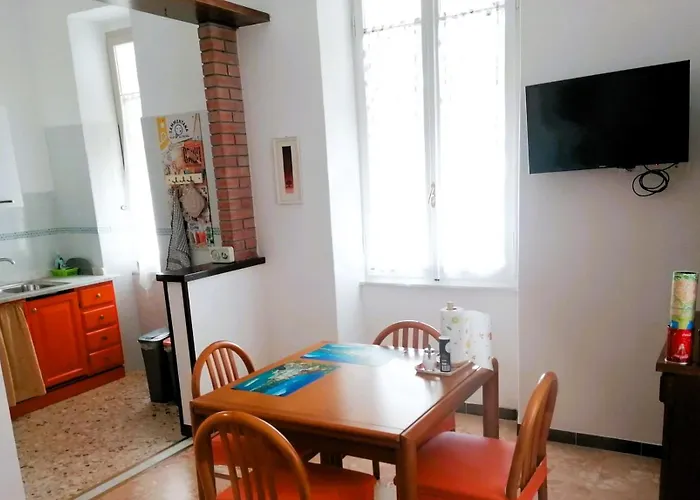 Domo Nina * La Spezia